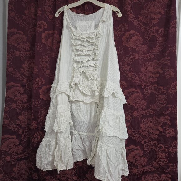 Magnolia Pearl High Low Ivory Cotton Ruffled Top - Picture 2 of 9